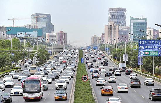 فروش خودرو  در چین  کاهش یافت