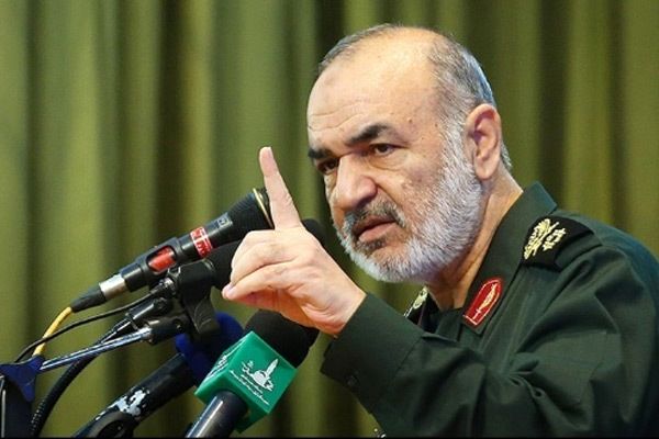 فرمانده کل سپاه: امروز شرایط عادی نیست/ همه دشمنان در دنیا علیه ملت ایران به میدان آمدند 