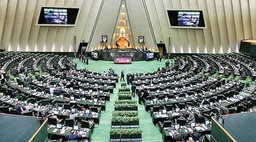 نمایندگان سوال‌کننده ، مشروط قانع شدند