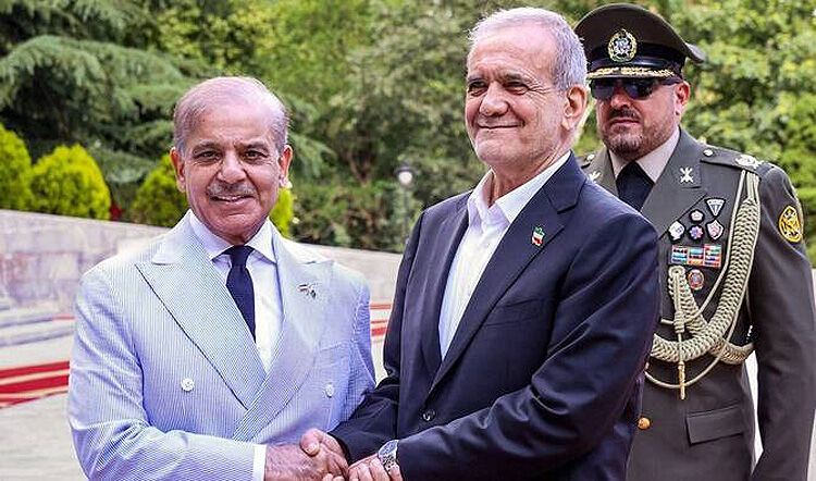 سفر کلیدی به همسایه شرقی