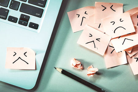 وقتی کارکنان کم‌لطفی  می‌بینند، کمتر کار می‌کنند