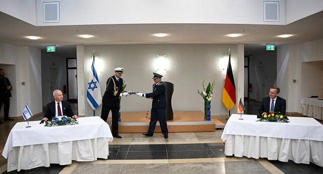 اسرائیل و آلمان قرارداد تسلیحاتی امضا کردند