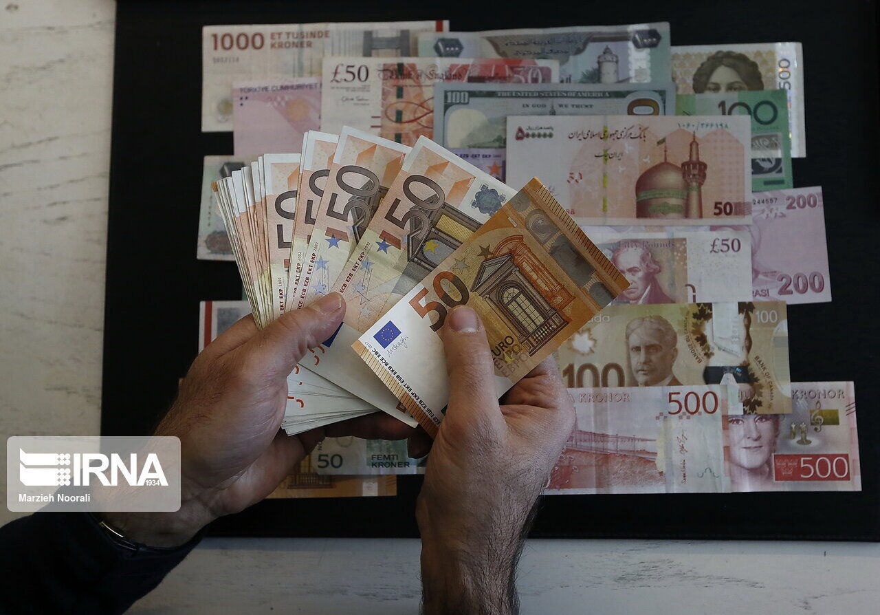دستگیری ۶۳ اخلالگر ارزی
