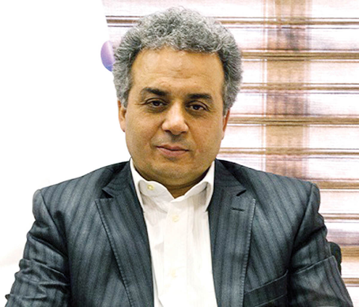 انسان و چشم انداز هوش مصنوعی در صنعت حسابداری 