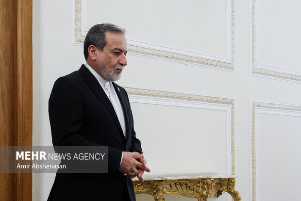 عراقچی: توسعه نباید گروگان اجبار، تبعیض، دستورکارهای سیاسی یا یکجانبه‌ گرایی قرار گیرد