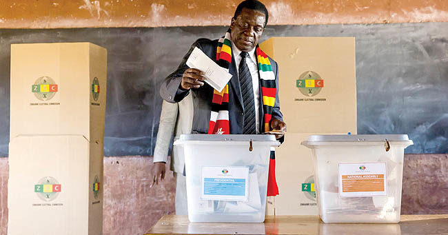 دموکراسی زیر سایه کابوس موگابه