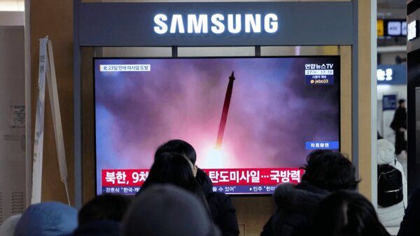 کره شمالی دو موشک بالستیک شلیک کرد