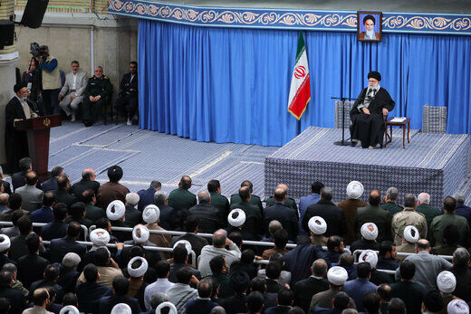 رهبر انقلاب: رأی دادن وظیفه شرعی است/ باید مجلسی قوی تشکیل شود