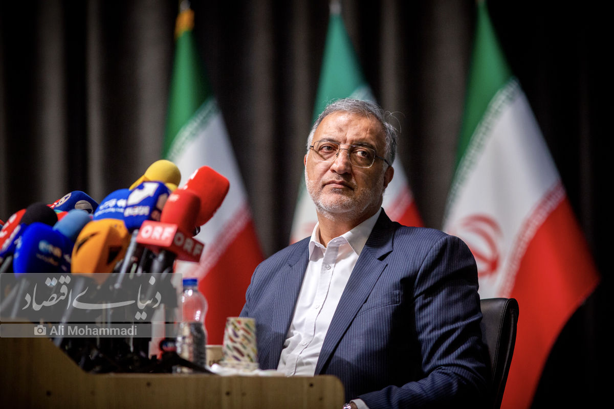 اگر زاکانی رئیس جمهور شده بود، جنگ نمی شد؟/ آقای شهردار پاسخ داد + فیلم