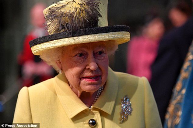ضد هک شدن تلفن همراه ملکه انگلیس صحت دارد؟