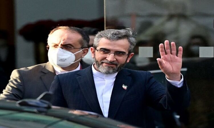 علی باقری وین را به مقصد تهران ترک کرد