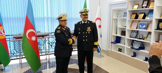 فرماندهان نیروی دریایی ایران و آذربایجان دیدار کردند