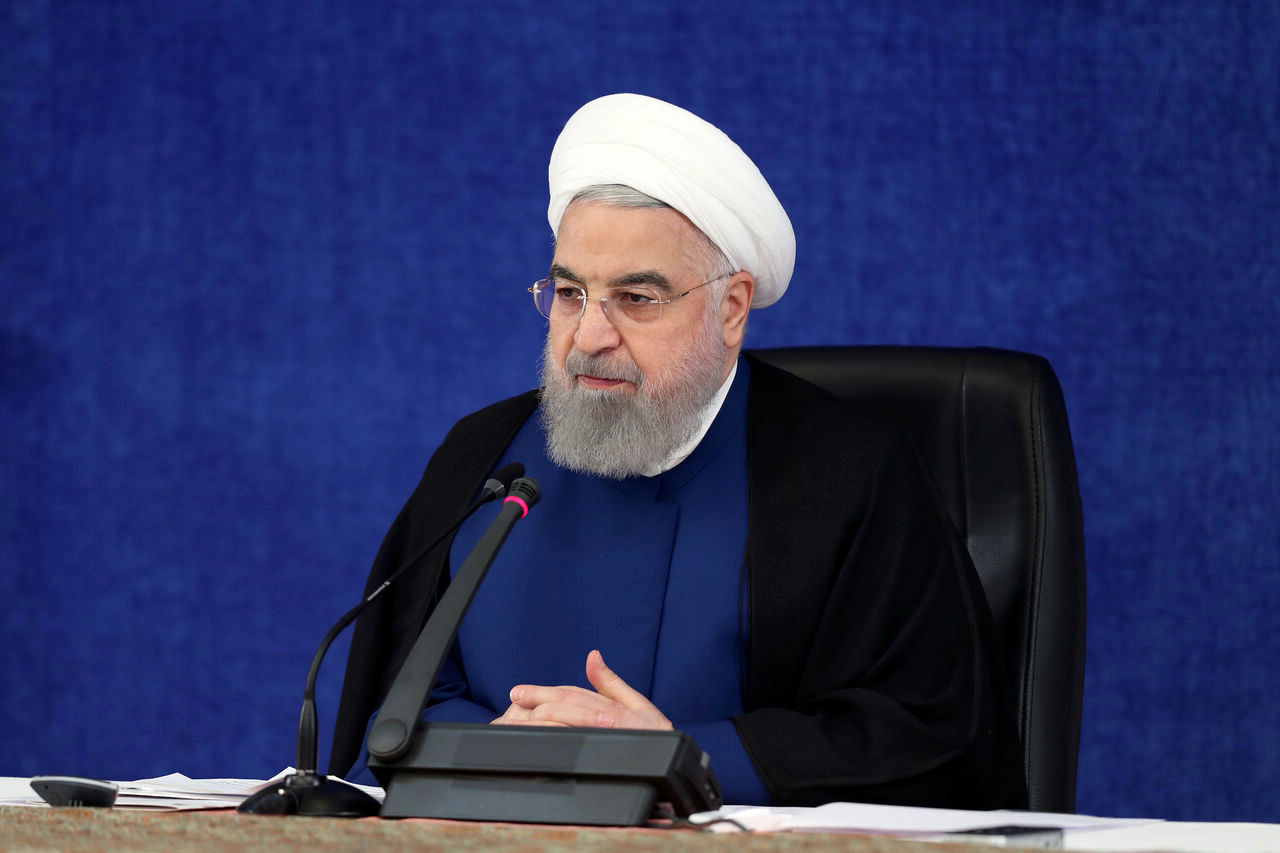روحانی: در سخت ترین شرایط یک قرن گذشته مسئولیت دولت بر دوش ما بود/ 1