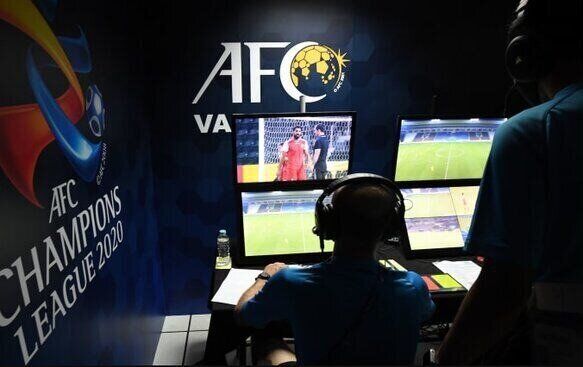 افسر VAR به تهران رسید