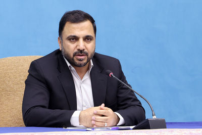 اولین واکنش وزیر ارتباطات به گران شدن تعرفه اینترنت/ زارع پور حذف بسته‌های شبانه اینترنت را رد کرد + فیلم​