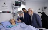 عیادت نمایندگان رهبر انقلاب از موسوی گرمارودی