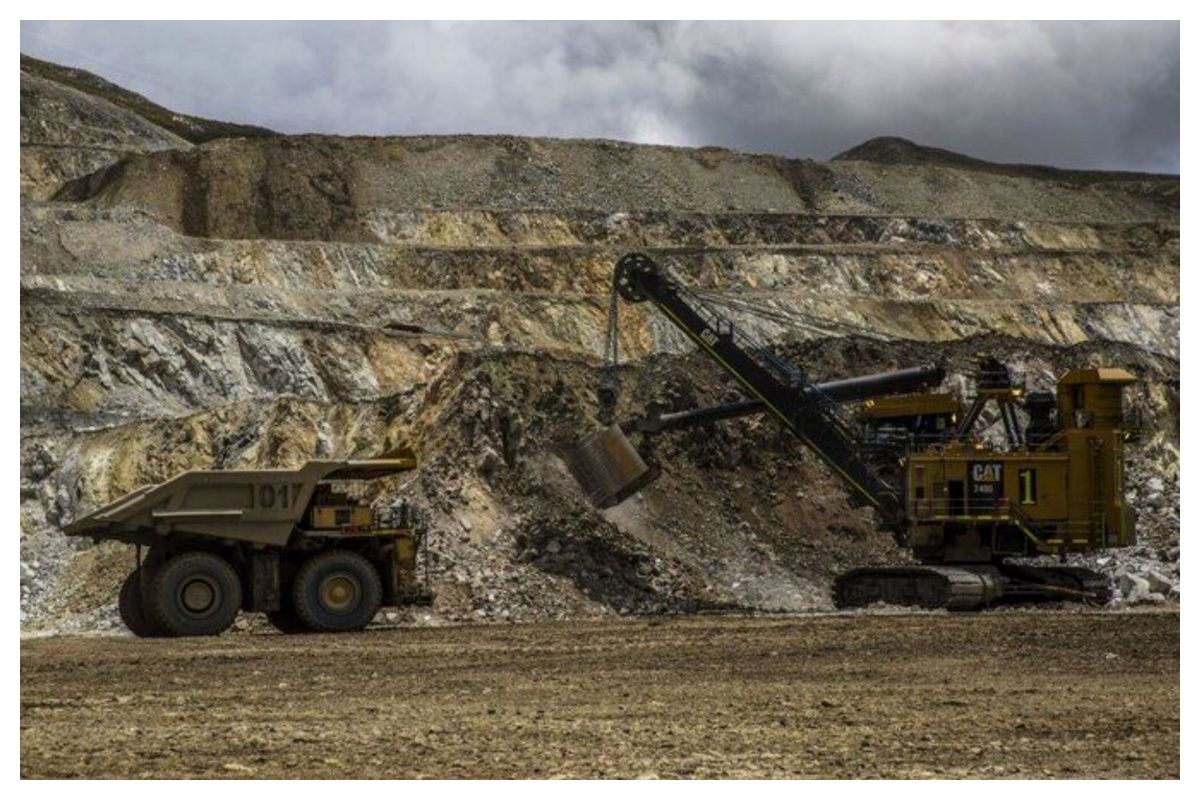 رتبه بالای ایران در جهان از نظر ذخایر مس / جایگاه مهم ایران در میان کشورهای نفت‌خیز