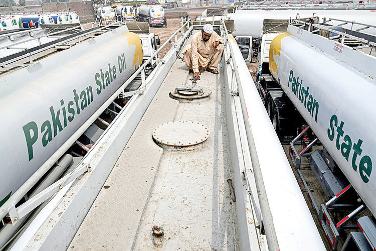 اسلام آباد در خطر ورشکستگی