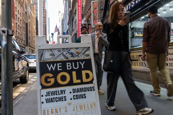 چرا رشد طلا متوقف نمی‌شود؟
