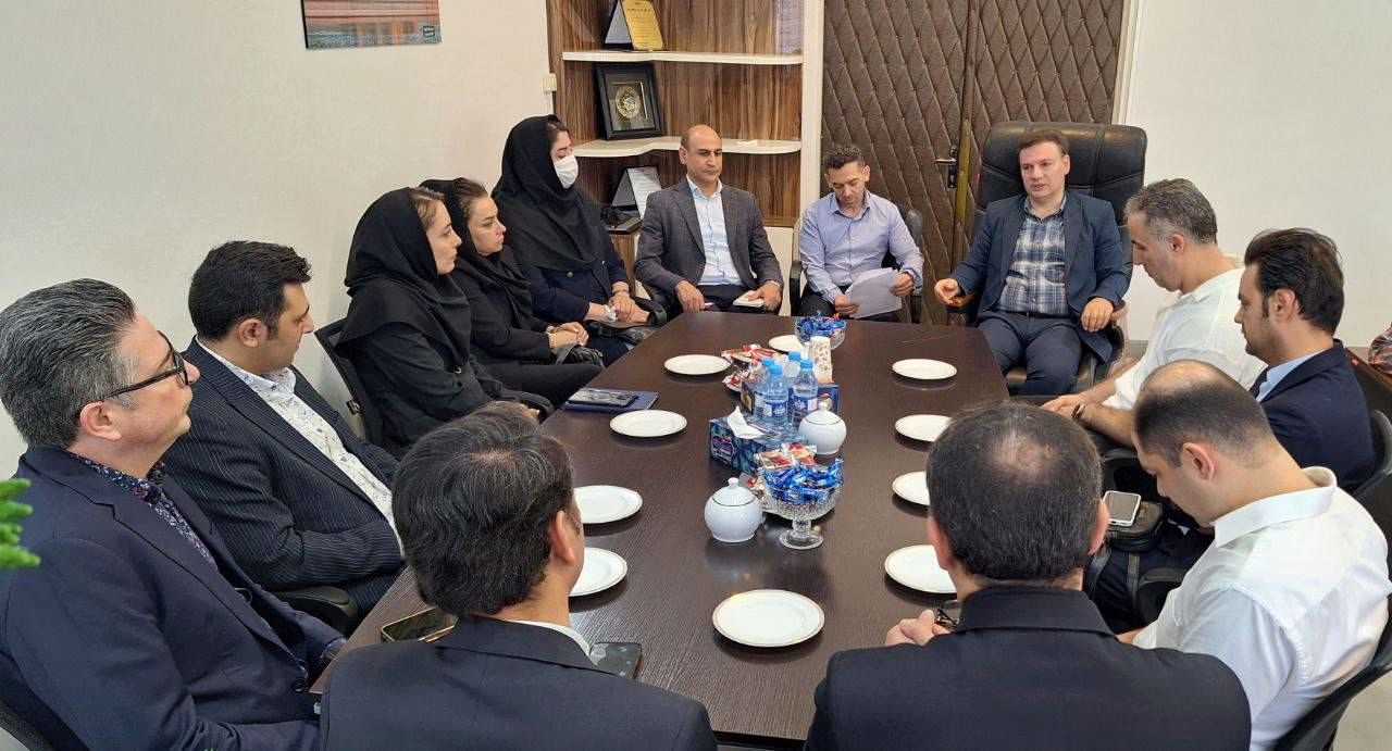 آذربایجان شرقی قطب اصلی تولید پای پوش ایمنی در کشور 