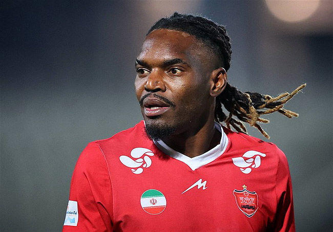 از پرسپولیس نمی‌روم