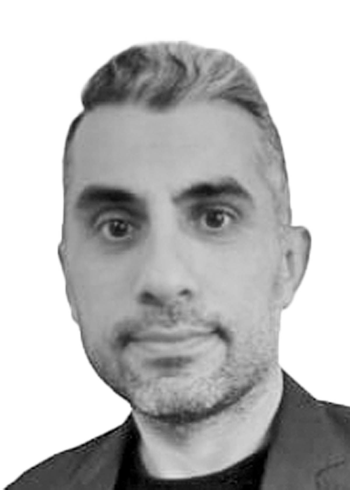 امیررضا  کاظمی خسرق 