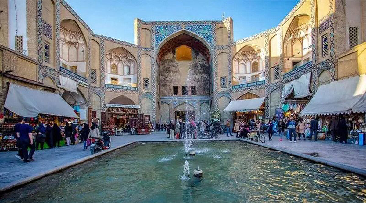 رفع تصرف چهارسوی ضرابخانه بازار قیصریه اصفهان