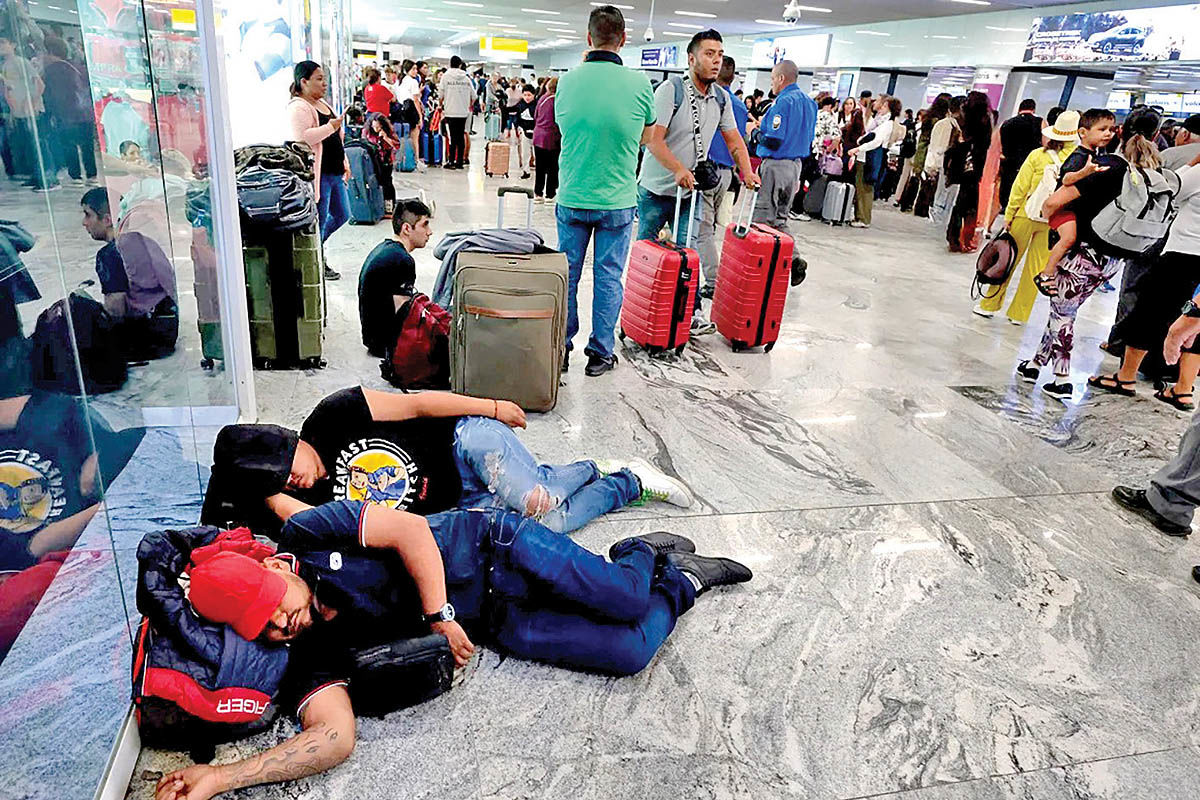 بحران در آسمان آمریکا