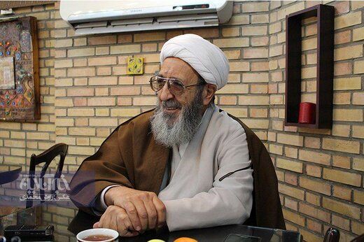 واکنش تند عضو مجمع روحانیون مبارز به ادعای دیدار خاتمی و سورس/ شکر خوردند گفتند