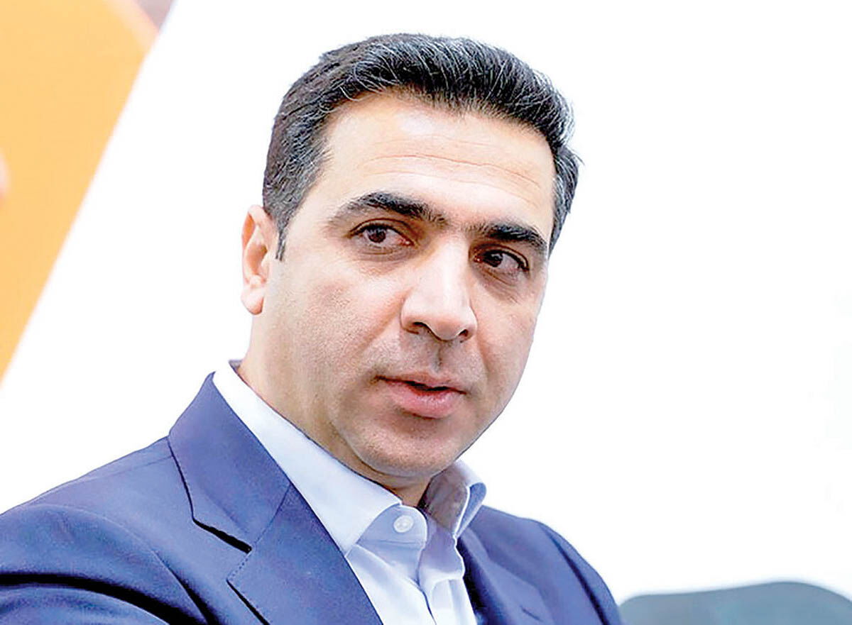 مدیرعامل «سیمیدکو» داوطلب منتخب سال 1401 جمعیت هلال احمر شد