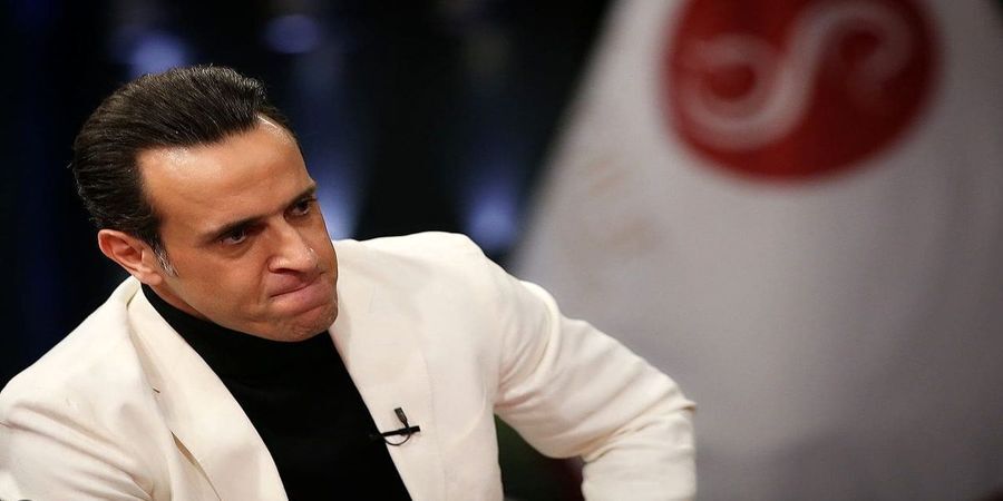 حمله تند علی کریمی به خندوانه بخاطر حذف نام وریا