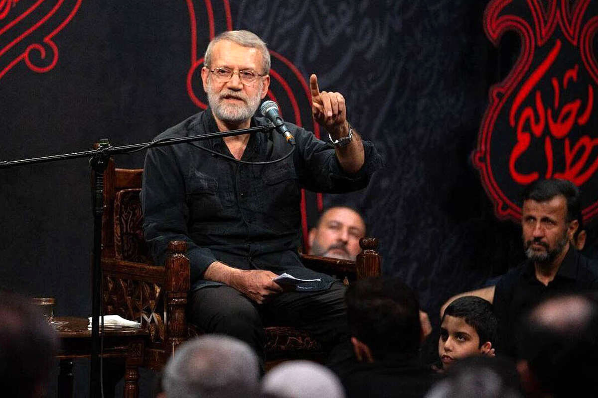 ماجرای منبر رفتن علی لاریجانی در هیئت میثم مطیعی چه بود/ دبیر فقید شعام در هیئت مداح آنتی مذاکره چه گفت؟ + عکس