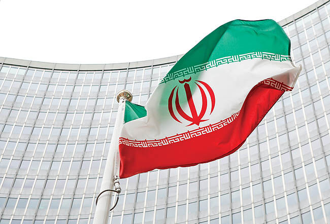 پیشروی ایران در مسیر توسعه