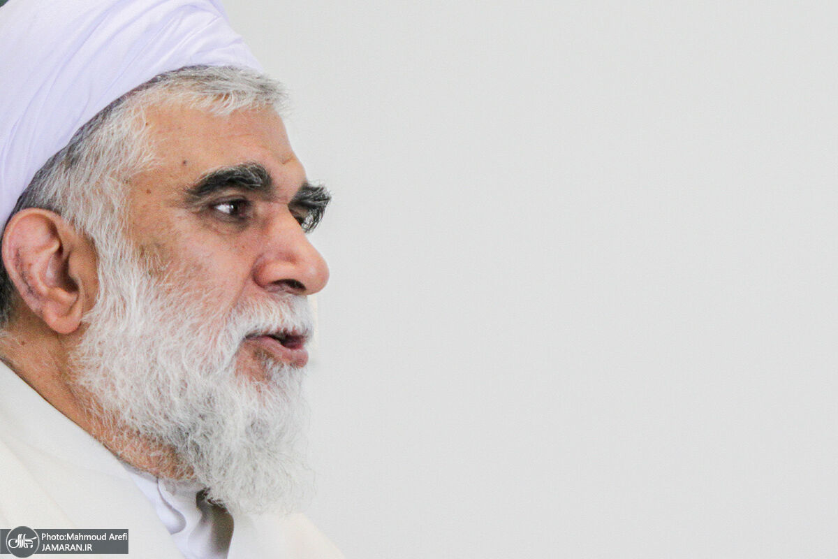 علما باید شیوه امر به معروف و نهی از منکر را برای مردم تبیین کنند