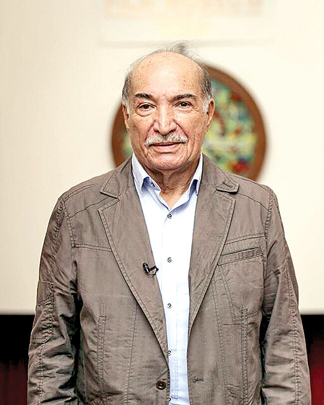 گاهی باید سکوت کنیم