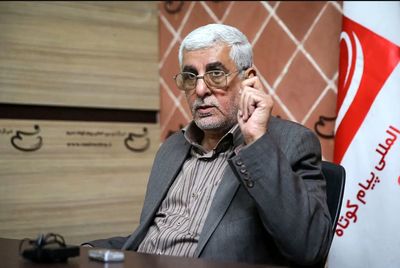 ترامپ هر لحظه ممکن است دست به ماجراجویی بزند/ ایران و آمریکا با گام‌های لرزانی به سمت توافق ‌می‌روند