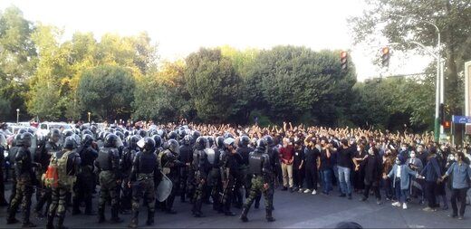 روزنامه دولتی «ایران»: تاکنون معترضی کشته نشده است