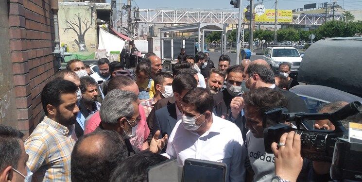 بازدید سرزده معاون رئیسی از یک بازارچه‎‌ گوشت و مرغ