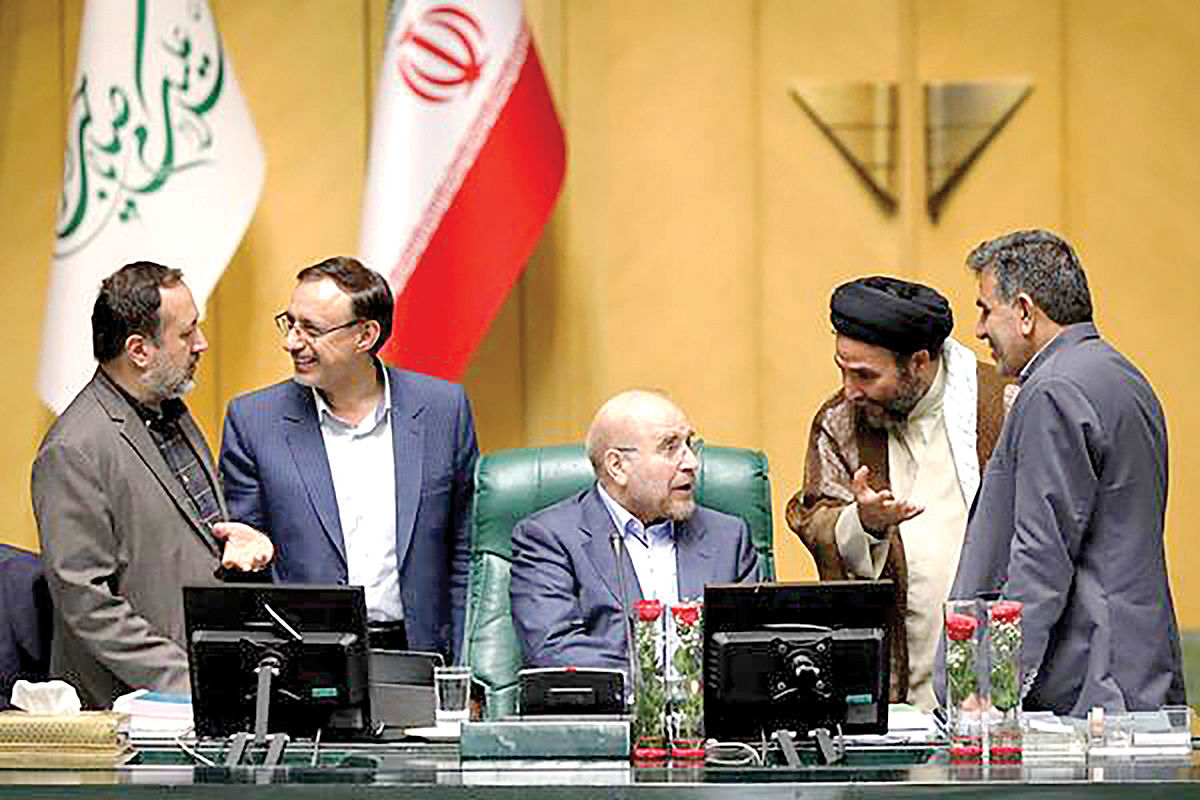 جدال برنامهای دولت و مجلس