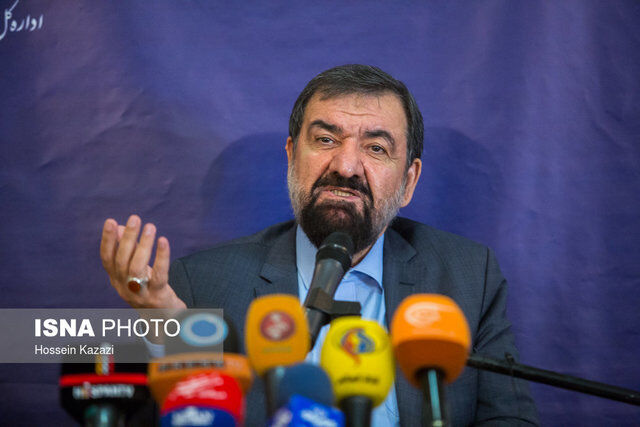 واکنش محسن رضایی به تحریف نظر رهبر انقلاب درباره رفع تحریم‌ها
