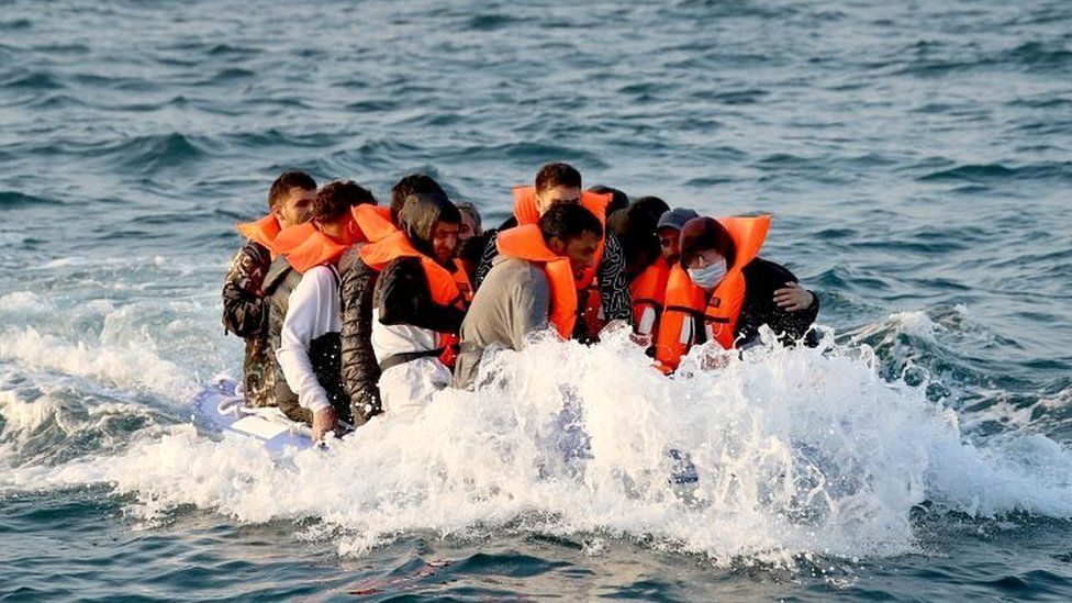 سخت‌تر شدن اعطای پناهندگی به مهاجران غیرقانونی در انگلیس