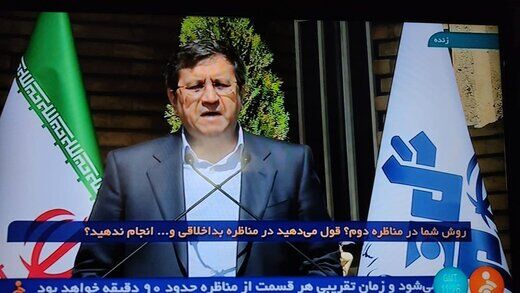 همتی: 29 بار نام من را بردند اما 5 دقیقه به رقیب اصلی ام جایزه دادند