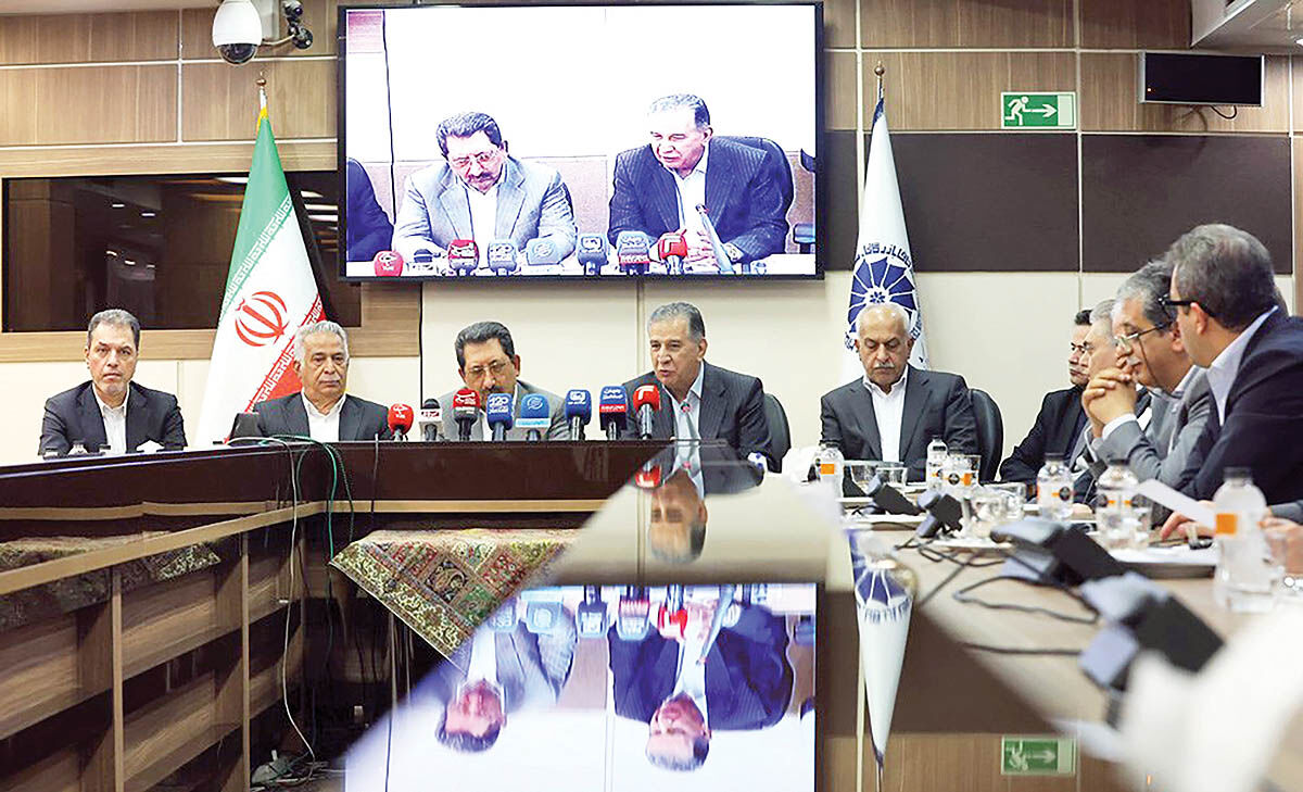 «اتابک» در میان منتقدان