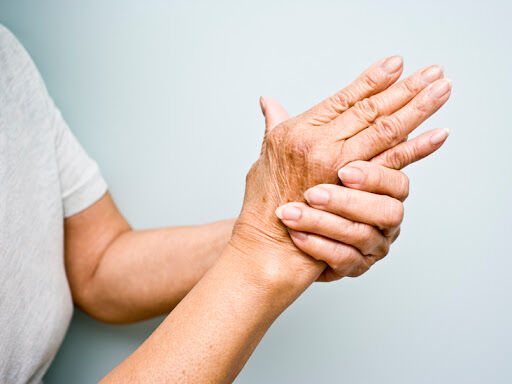 طب سنتی چه درمانی برای روماتیسم دارد؟