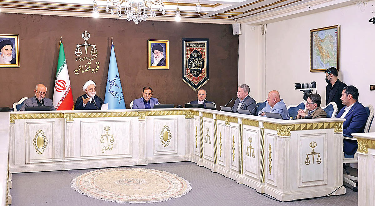 فراخوان برای قانون مطبوعات