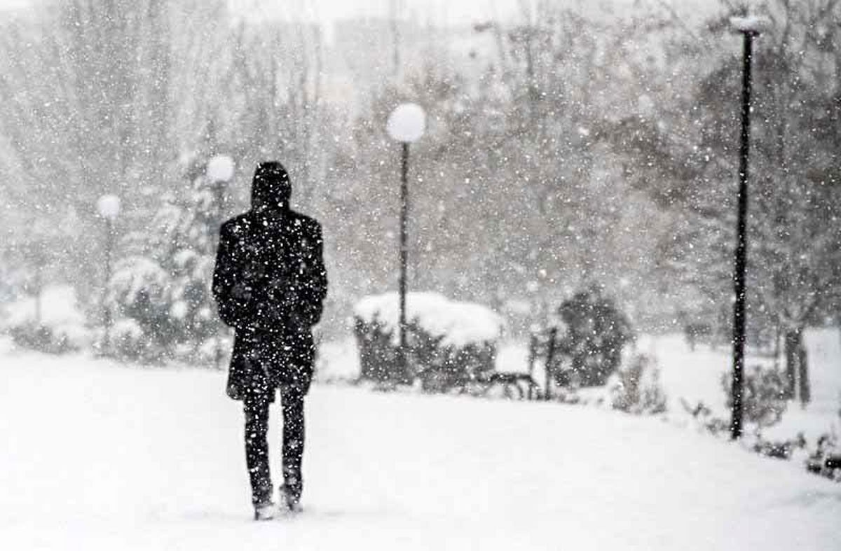 چند باور نادرست درباره سرما/شنا در زمستان باعث عفونت گوش می‌شود؟