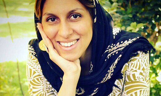سلفی نازنین زاغری در هواپیما/ عکس