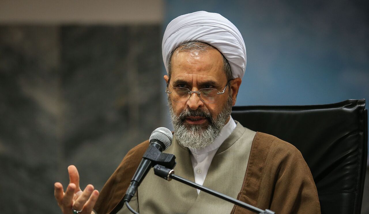 ابقای آیت الله اعرافی به عنوان مدیرحوزه‌های علمیه