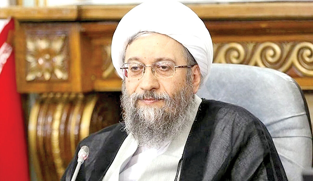 مجلس حق قانون‌نویسی درباره مجمع را ندارد