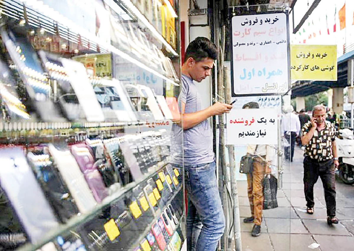 بازار موبایل در انتظار تعیین تکلیف نرخ ارز